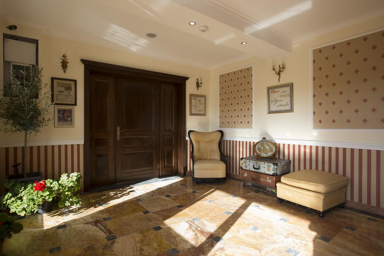אוטופן Hotel Aviator Boutique מראה חיצוני תמונה