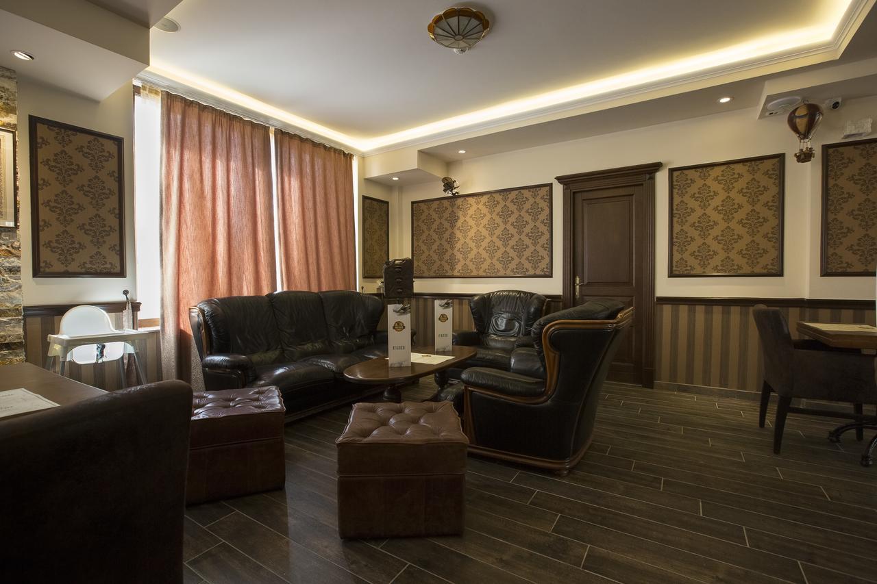 אוטופן Hotel Aviator Boutique מראה חיצוני תמונה