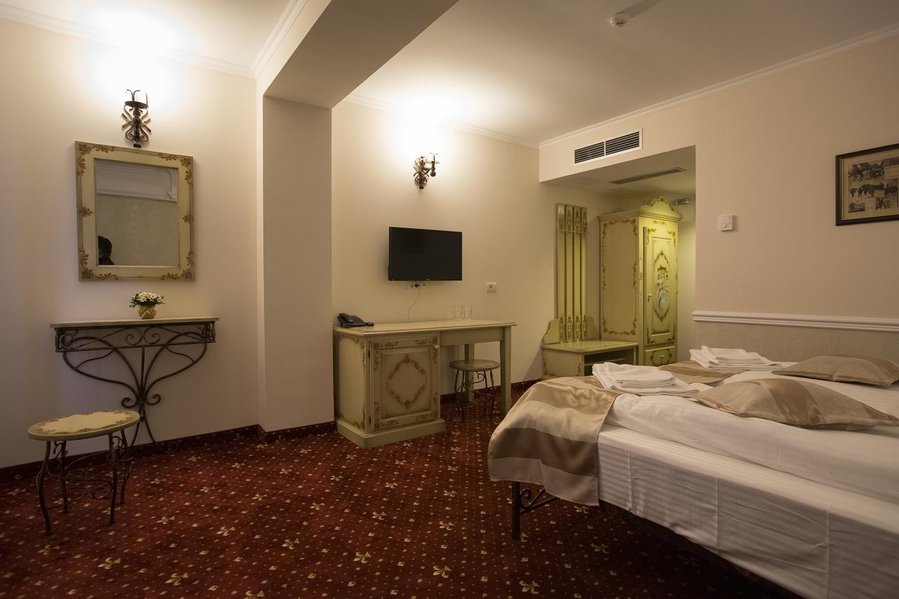 אוטופן Hotel Aviator Boutique מראה חיצוני תמונה