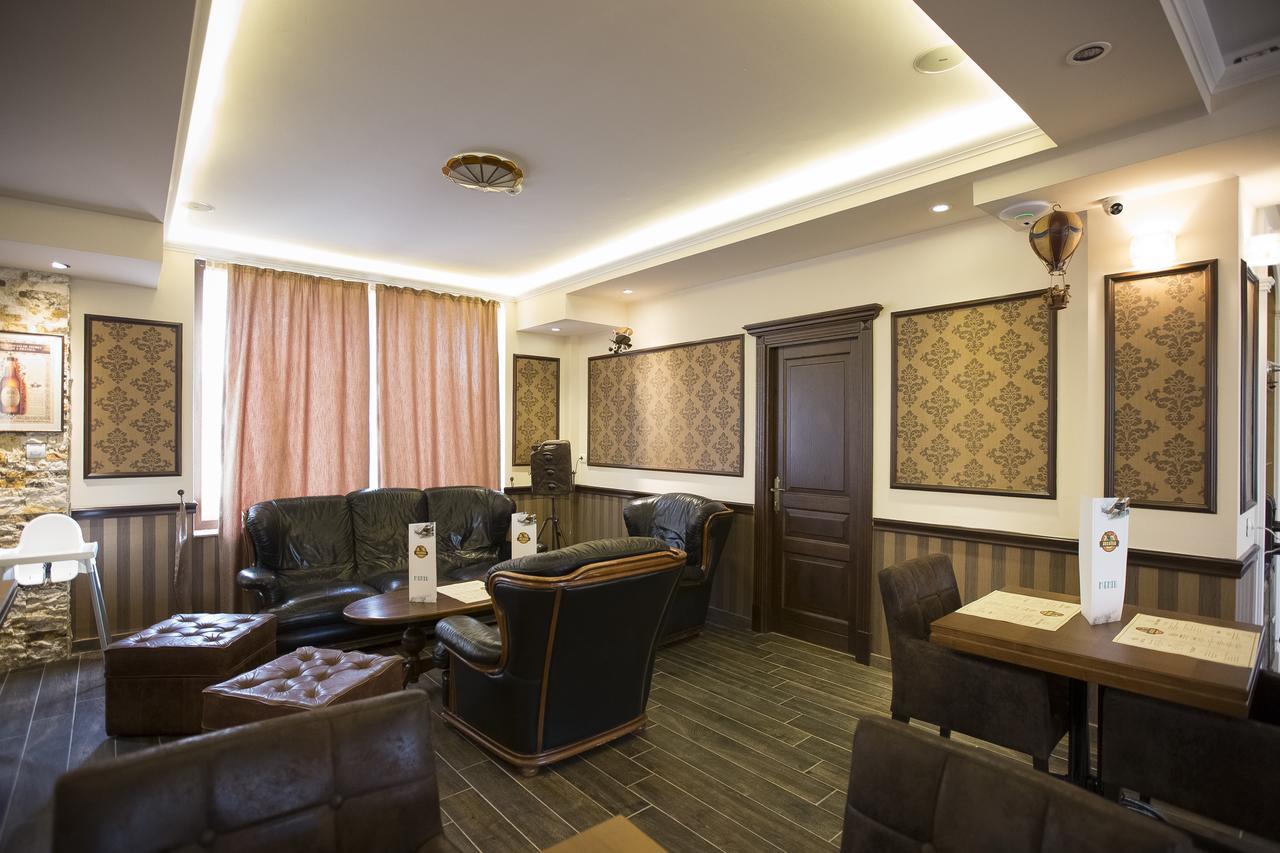 אוטופן Hotel Aviator Boutique מראה חיצוני תמונה