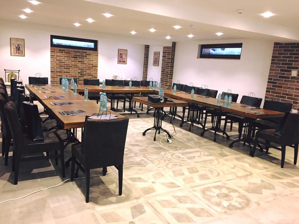 אוטופן Hotel Aviator Boutique מראה חיצוני תמונה